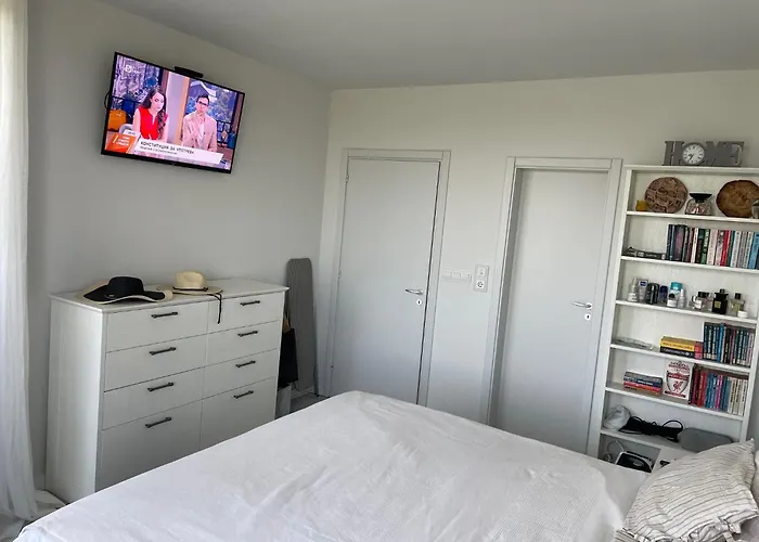 велека бийч * Sinemoretz